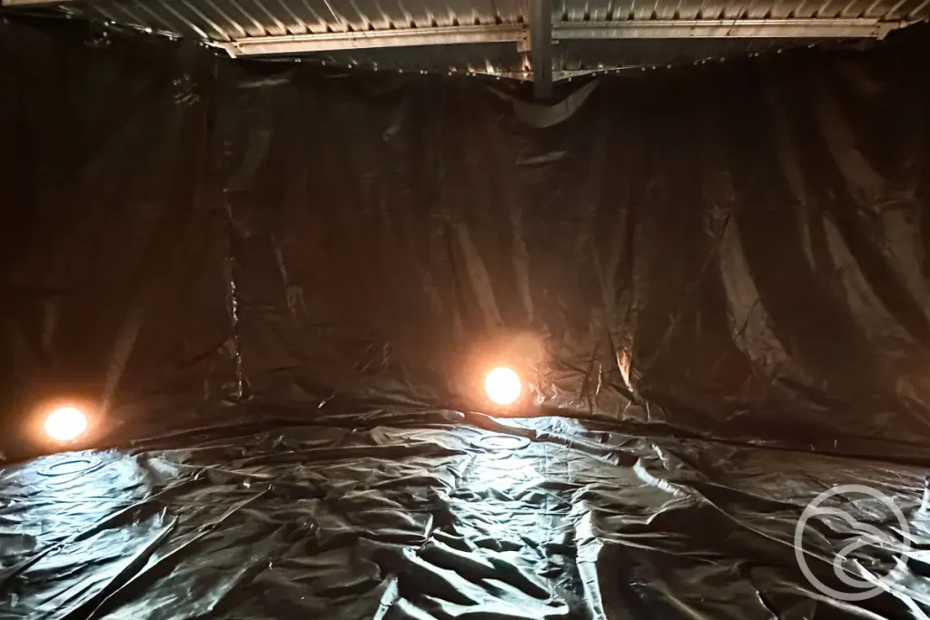 Custom-made void liners for commercial water tanks